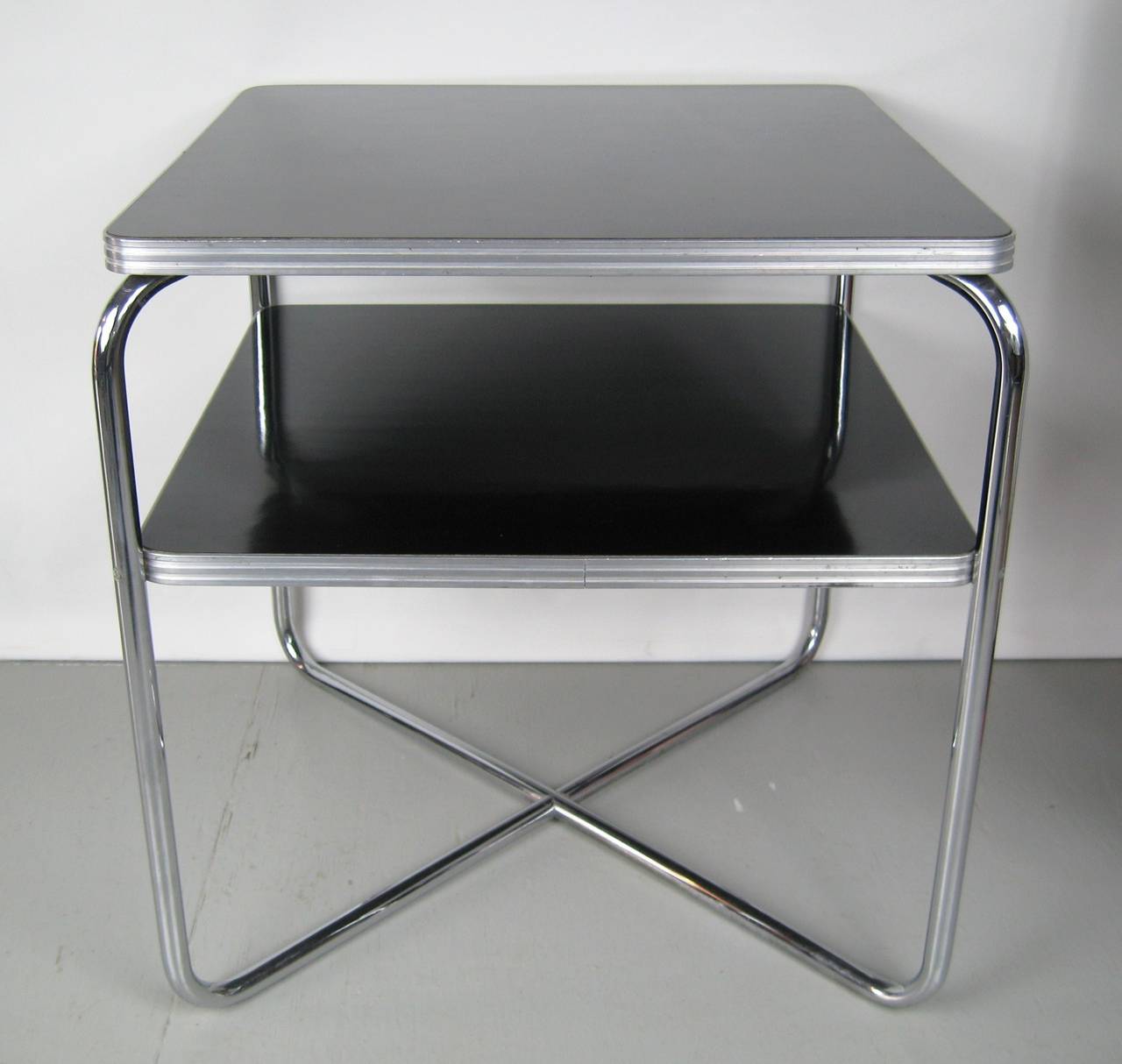 Royal Chrome X-Base Table in Black