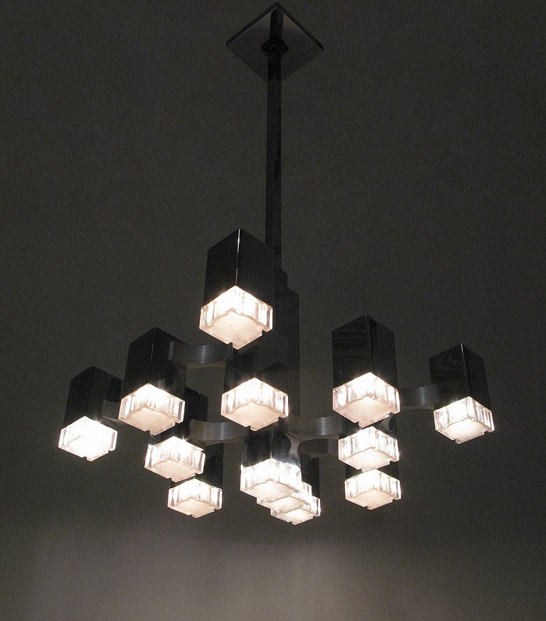 Large Cubic Chandelier by Gaetano Sciolari In Excellent Condition In London, GB