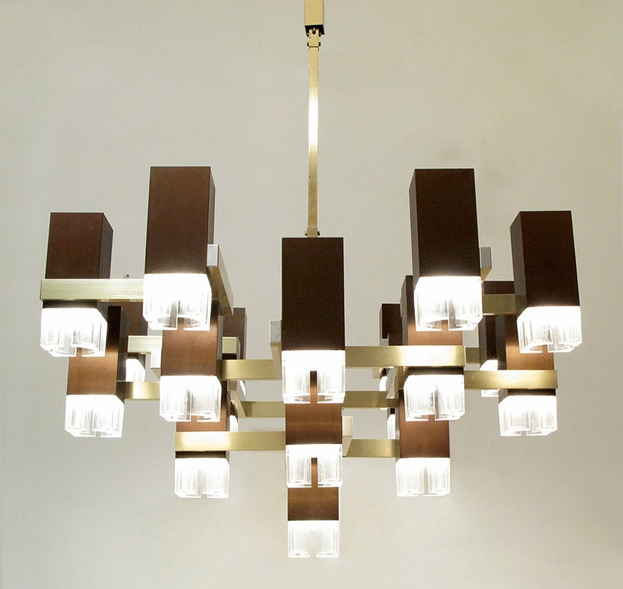 20th Century Huge Cubic Chandelier in Bronze by Gaetano Sciolari