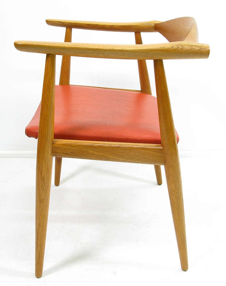 Scandinavian Modern Oak CH-35 Chair by Hans Wegner