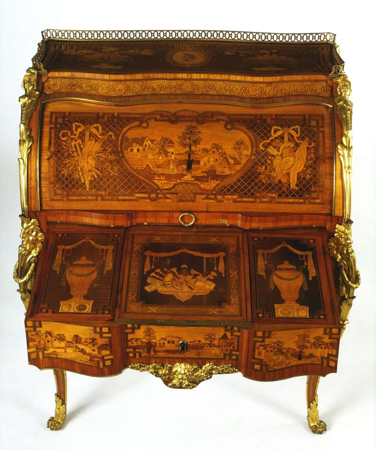 A fine 19th century marquetry and parquetry 'bureau de dame' by Sormani, Paris. In Excellent Condition For Sale In Amsterdam, Noord Holland