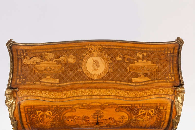 19th Century A fine 19th century marquetry and parquetry 'bureau de dame' by Sormani, Paris. For Sale