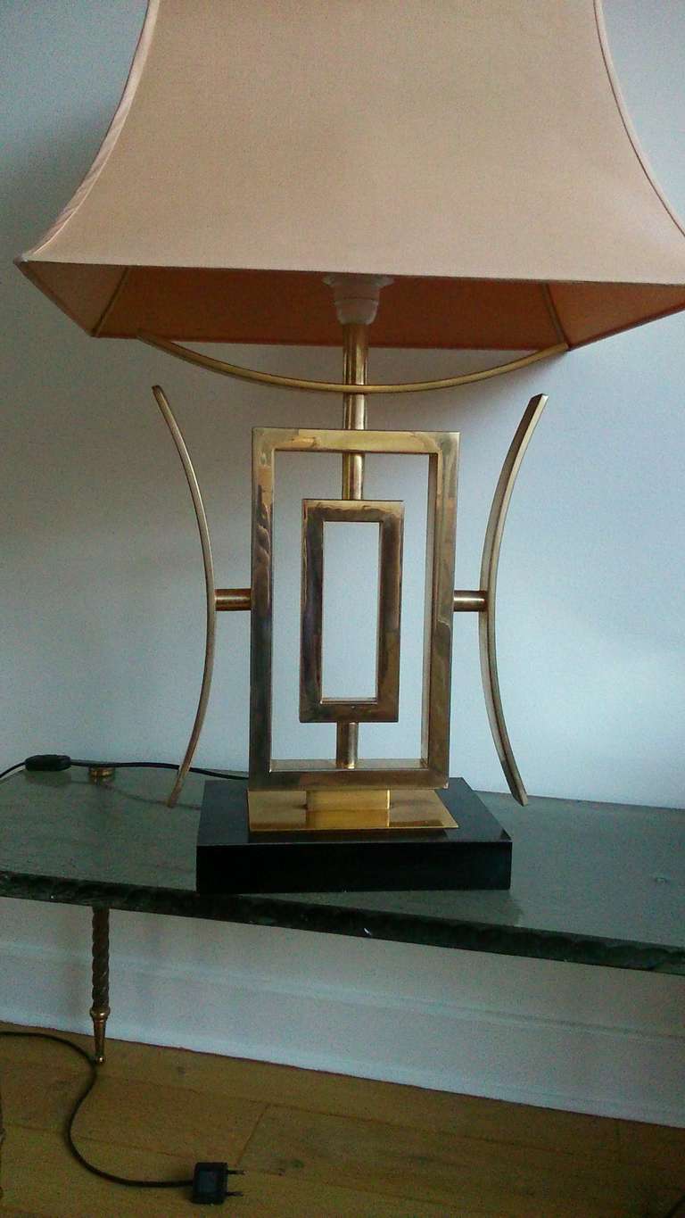 French Remarkable 1970 Lamp in Gilt Metal and Lacquer, France, 1970s - Ipso Facto
