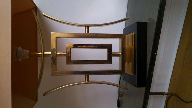 Remarkable 1970 Lamp in Gilt Metal and Lacquer, France, 1970s - Ipso Facto In Good Condition In New York, NY