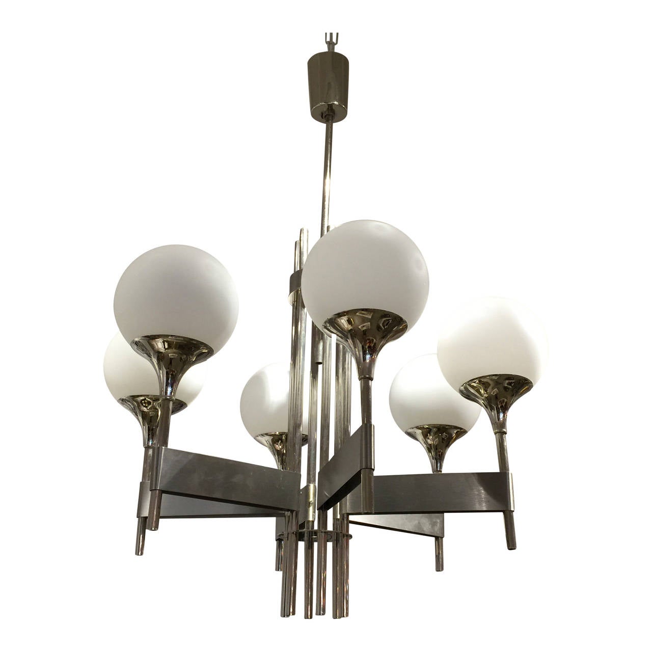 Elegant Stainless Steel Chandelier, Sciolari, Italy, 1970s In Good Condition In New York, NY