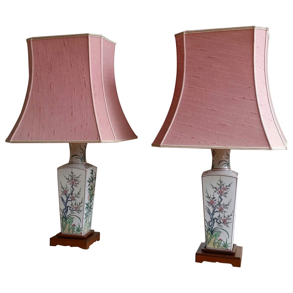 pair of Japanese vases lamps on a wood stand - Japan 1950's - Ipso Facto