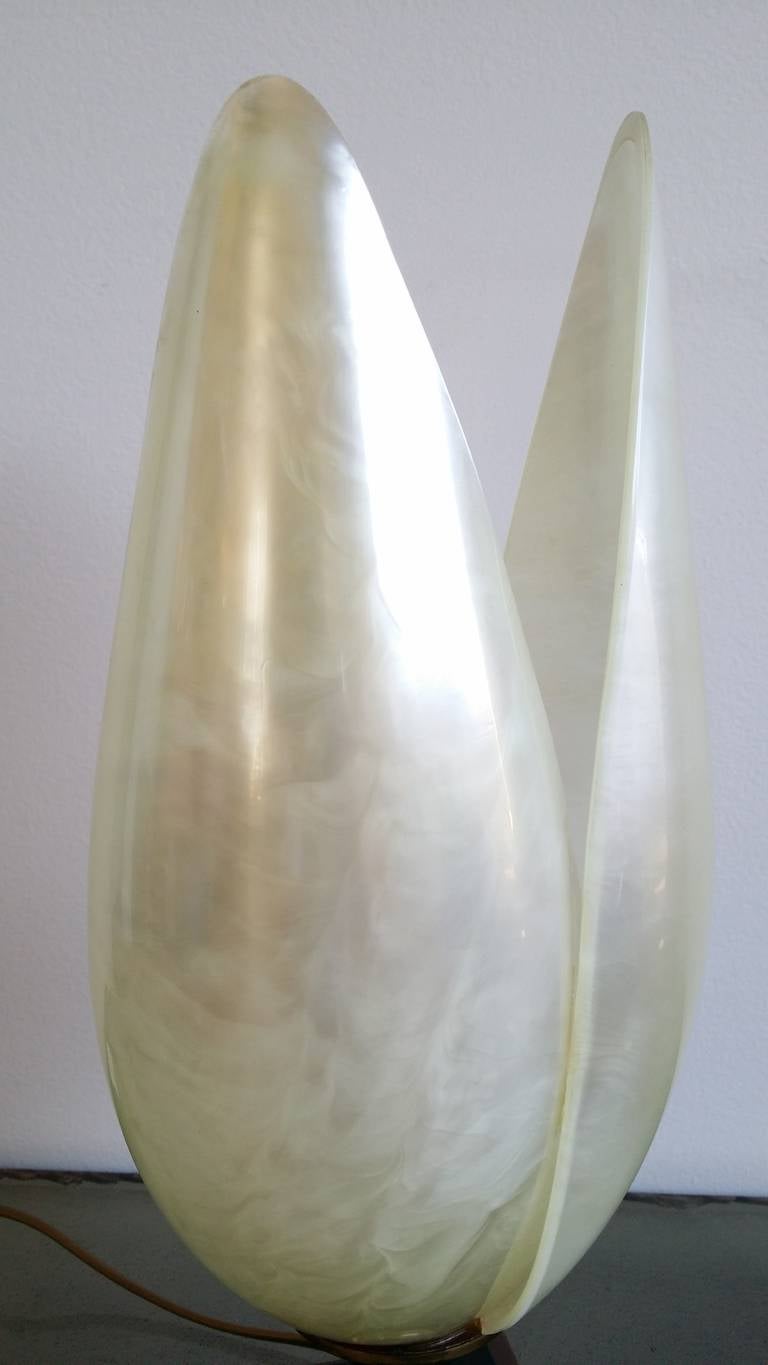 Late 20th Century Rougier table lamp - iridescent lucite and brass - Canada 1970's - Ipso Facto