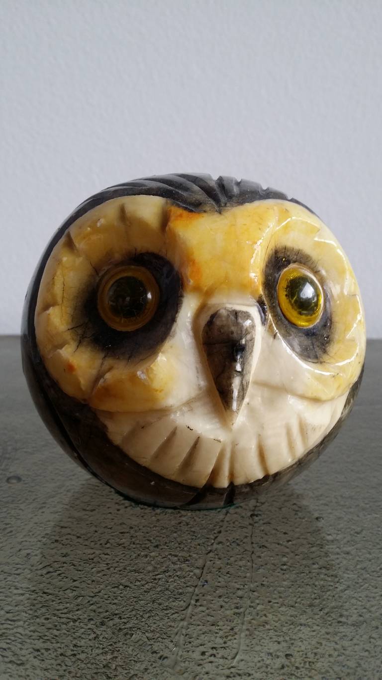 glazed carved marble paper press in shape of an owl - Italy 1960's - Ipso Facto In Good Condition In New York, NY
