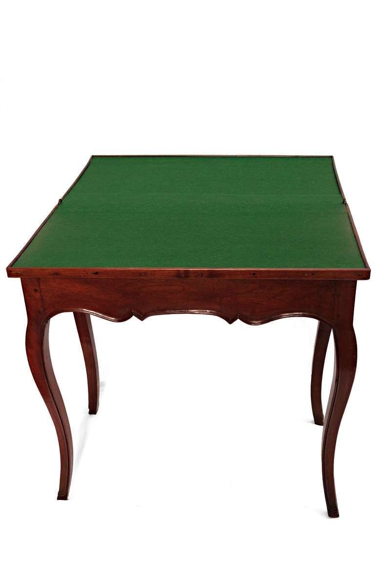 18th Century French Fruitwood Veneer Gaming Table In Fair Condition For Sale In Nashville, TN