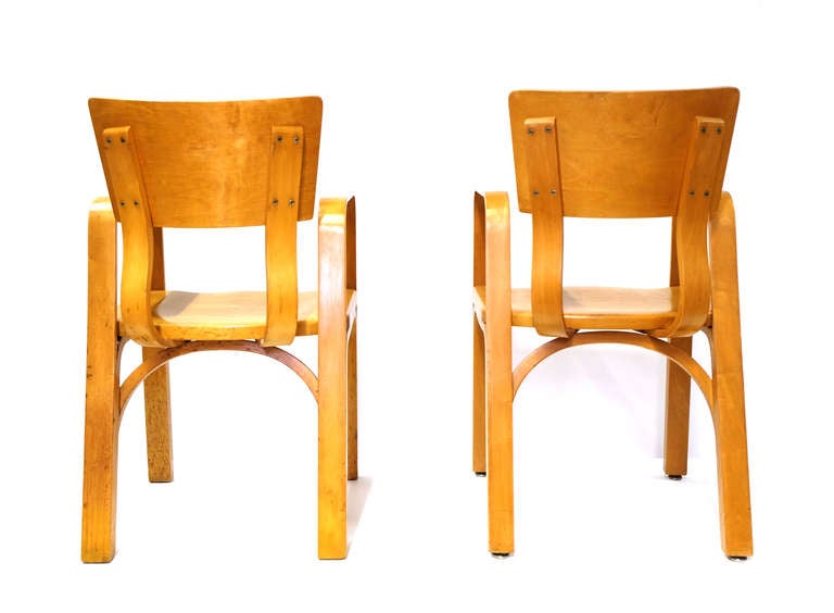 Thonet Bentwood Chair, 1940s In Good Condition For Sale In New York, NY