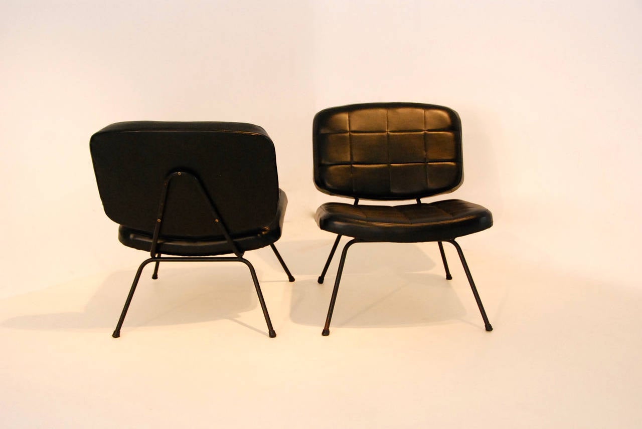 Pierre Paulin Pair of Chairs Model CM 190 In Good Condition In Antwerp, BE