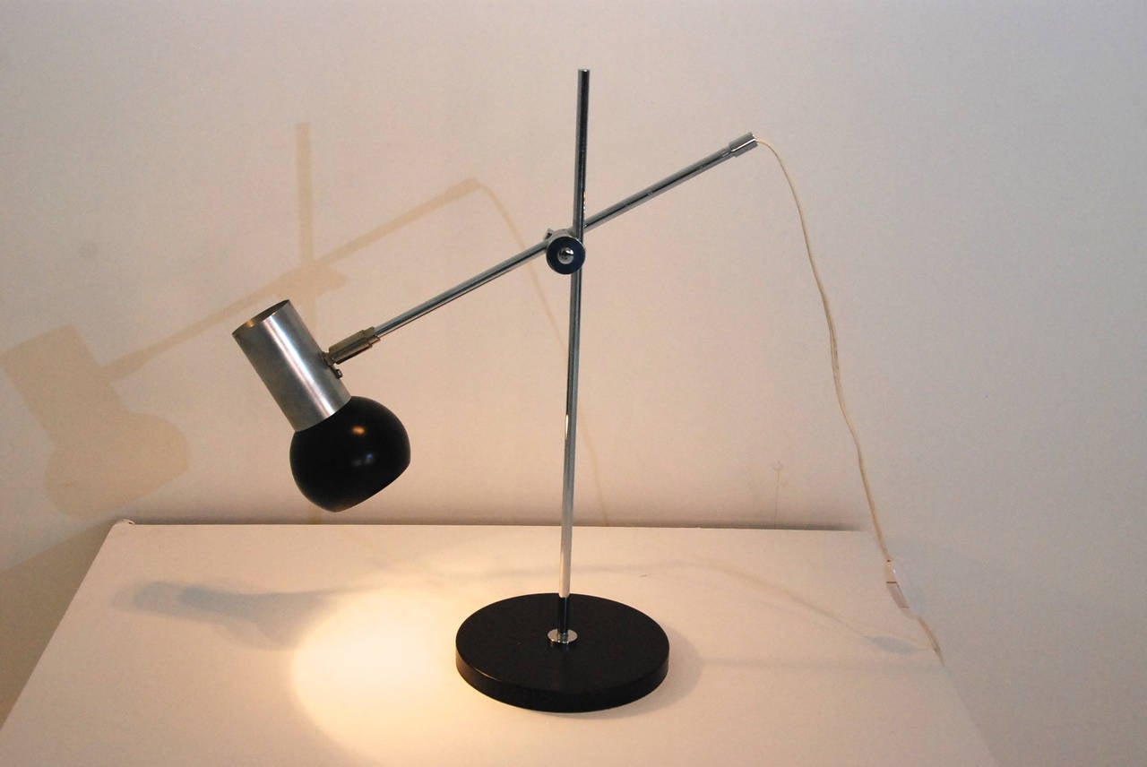 Hala Zeist table lamp In Excellent Condition For Sale In Antwerp, BE