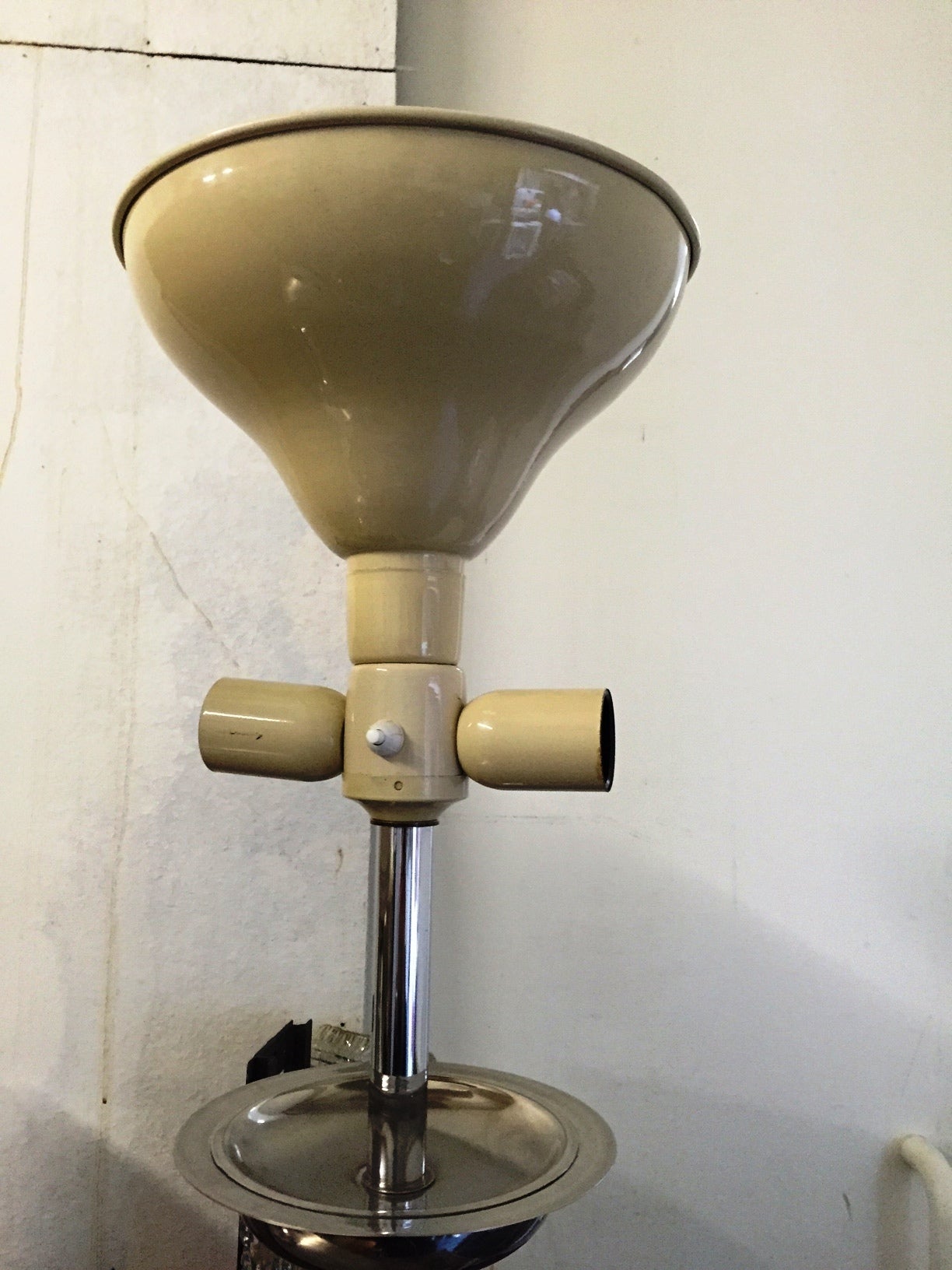 Metal 1970's Pair of Table Lamps For Sale