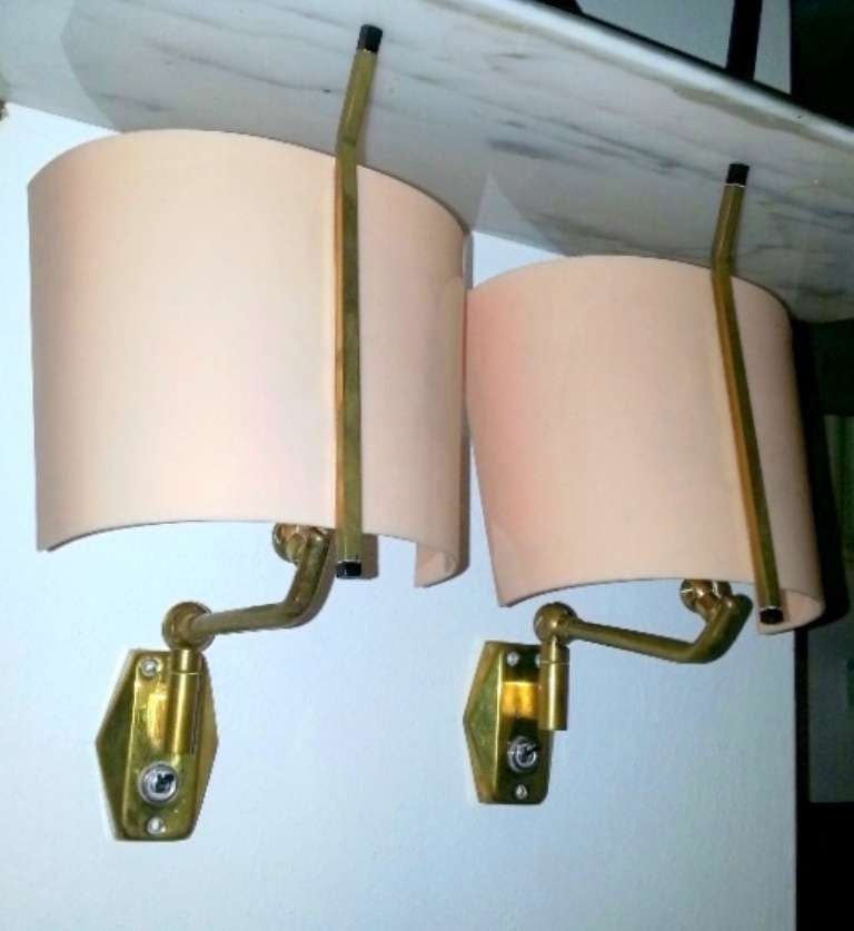Mid-20th Century Pair of Stilnovo Articulating Brass & Pink Perspex Wall Lights For Sale