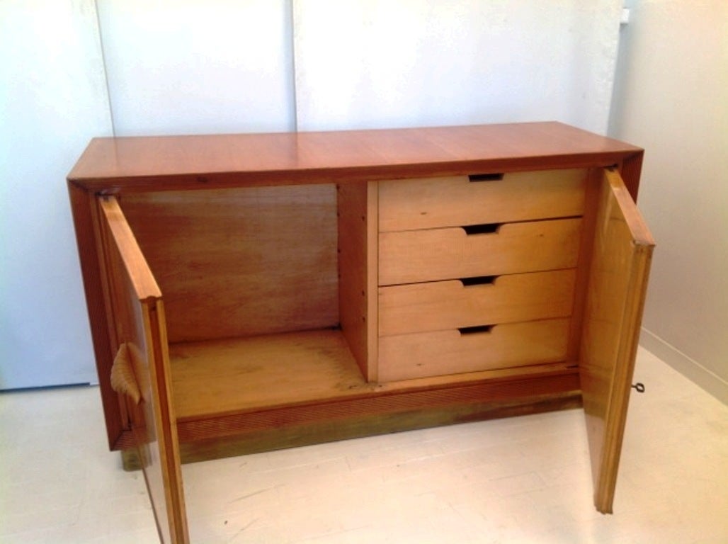 Mid-20th Century 1940s Chest of Drawers and Bedside Tables in the Style of Atelier Borsani For Sale