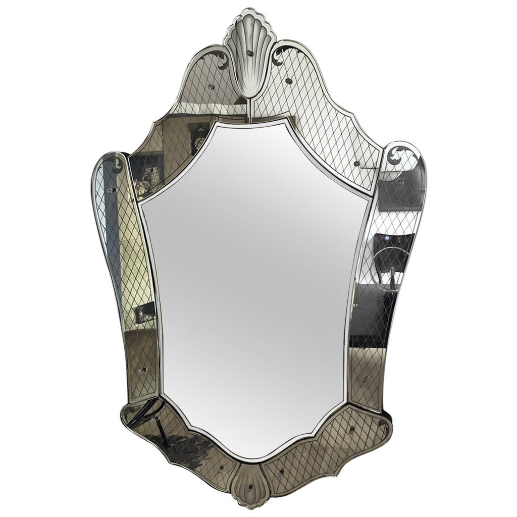 Late 1940s Exquisite Mirror by Pietro Chiesa for Fontana Arte For Sale