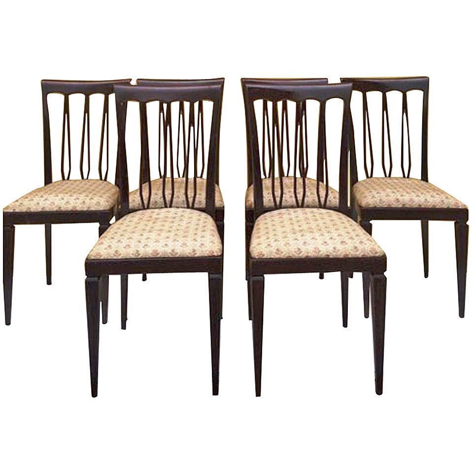 1950s Set of Six Elegant Italian Chairs in the Manner of Paolo Buffa For Sale