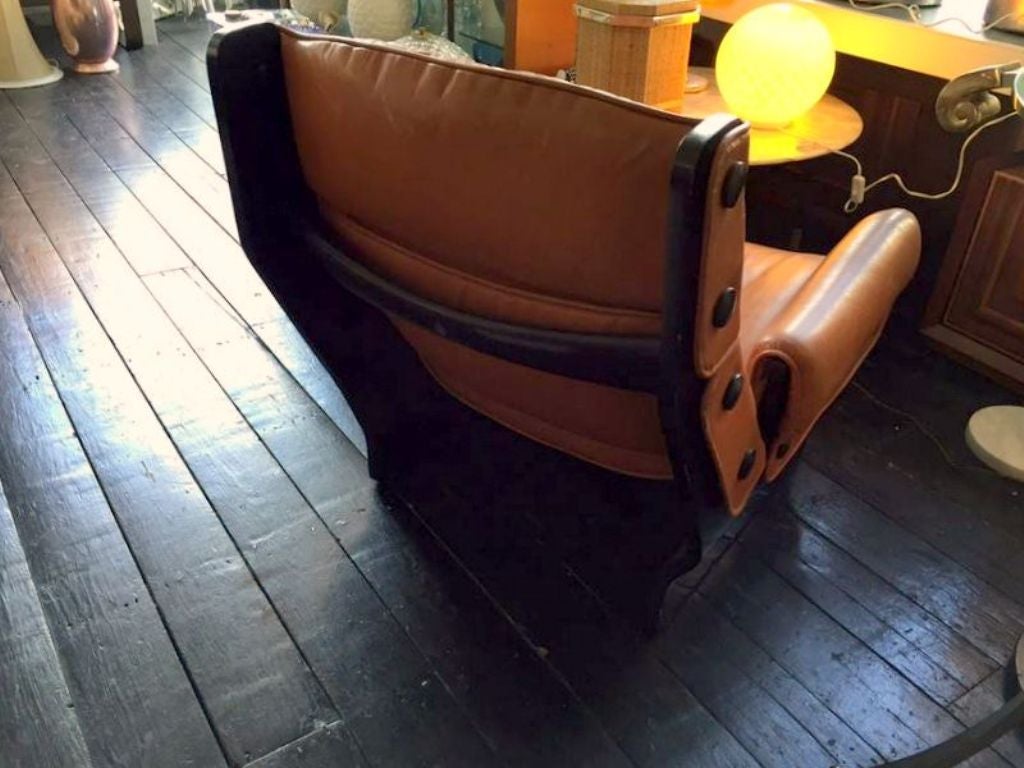 Canada Armchair, P100 by Osvaldo Borsani for Tecno In Excellent Condition For Sale In London, GB