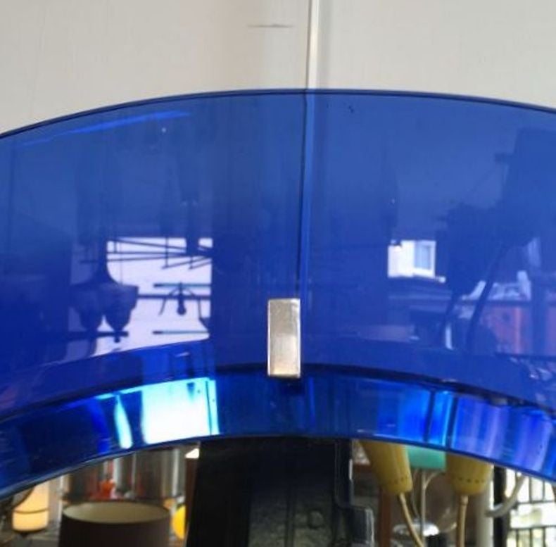 1960s Blue Glass Framed Round Mirror by Cristal Art In Excellent Condition In London, GB