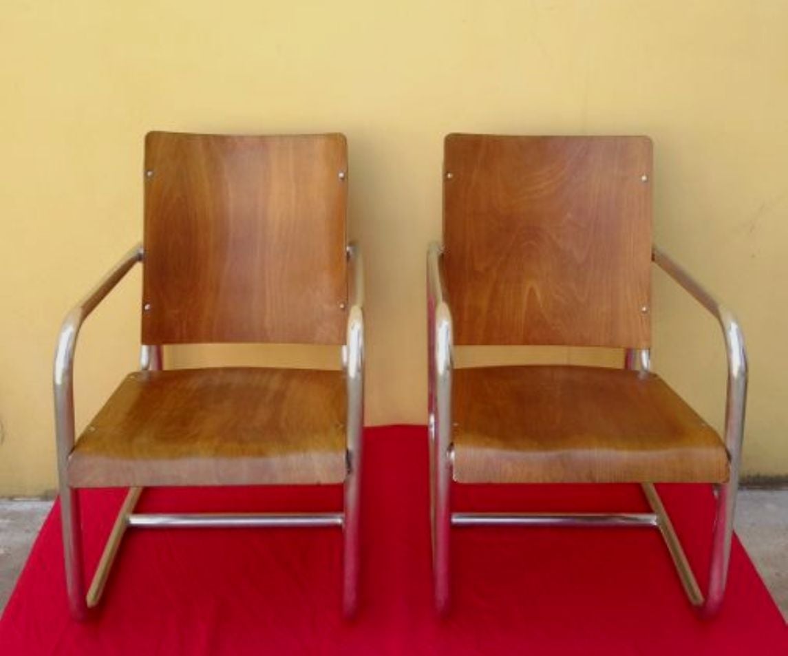 1930s Rationalist Italian Armchairs Attributes to Columbus