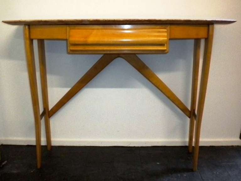 Beautiful 1950's Italian console in blond  in fruit wood  and shaped marble