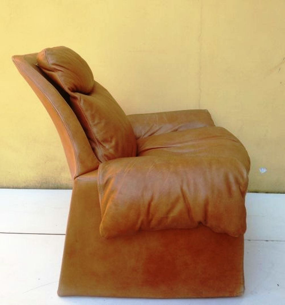 Italian 1970s Rare Vittorio Introini for Saporiti Lounge Chair and Ottoman For Sale