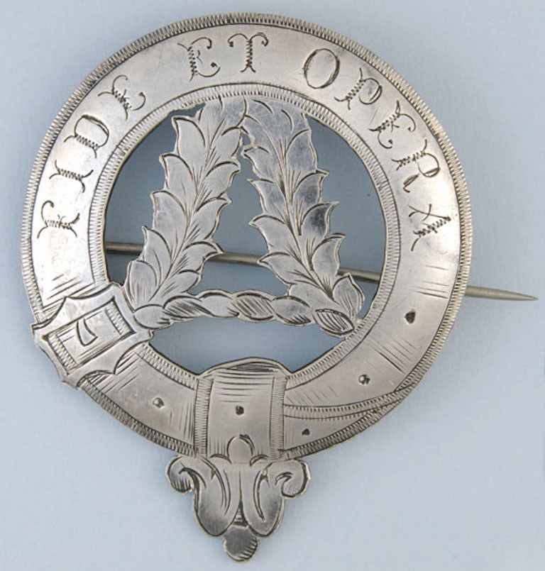 Victorian Scottish Clan Badge with McArther Crest