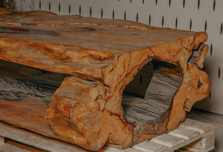 20th Century Tamarind Wood Coffee Table In Distressed Condition For Sale In Paris, FR