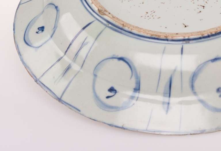18th Century and Earlier Ming Kraak Blue and White Charger For Sale