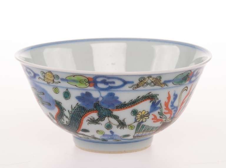 Porcelain Wucai Dragon and Phoenix Bowl For Sale