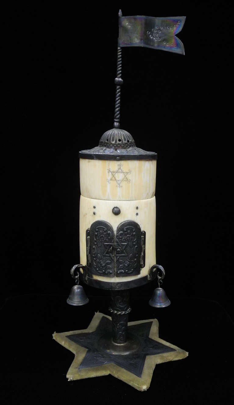 A 19th Century Jewish Bessamim Tower In Excellent Condition For Sale In Mexico, MX