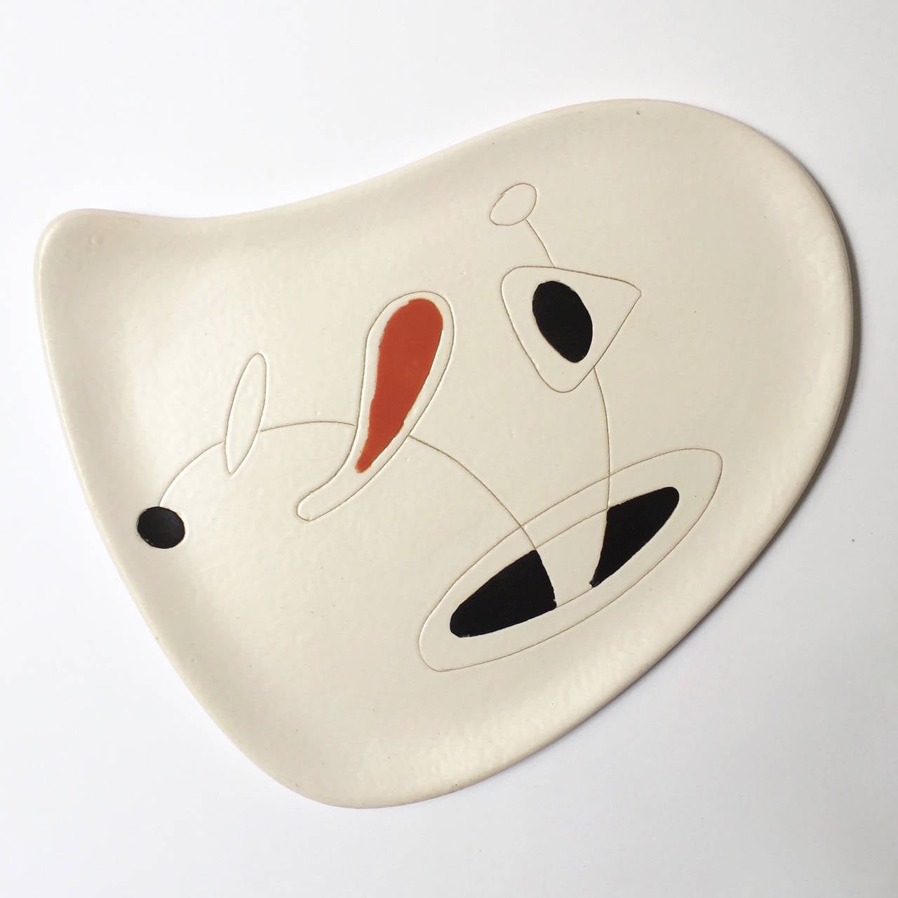 Mid-Century Modern Large Ceramic Dish with Abstract Decoration by Denise and Peter Orlando