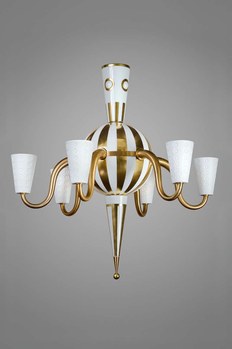 Chandelier in porcelain and gilt bronze
Paris 1996
By Olivier Gagnère for Bernardaud
Collection « Park Avenue » for the showroom Bernardaud NY
Six lights