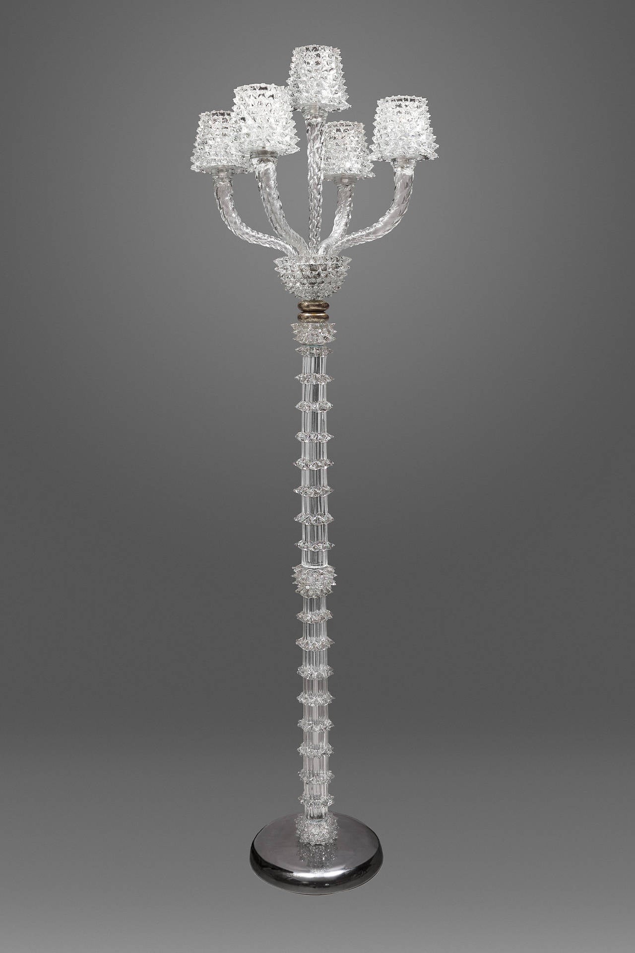 Floor lamp by Barovier e Toso
Model Rostrato
Italy circa 1950
Perfect original condition
The stem is made of glass crowns with small points of crystals (Rostrato technique)
Five arms supporting glass lamp shades