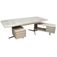 Desk by Osvaldo Borsani for Tecno