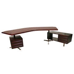 Large Desk by Osvaldo Borsani No. T96 for Tecno Boomerang Shaped