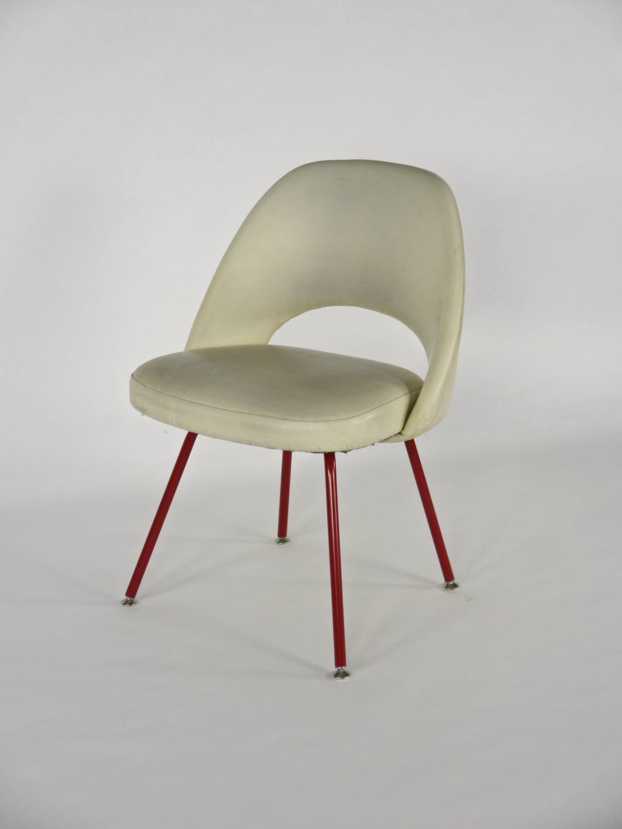 Mid-Century Modern Eight Eero Saarinen Dining Chairs by Knoll