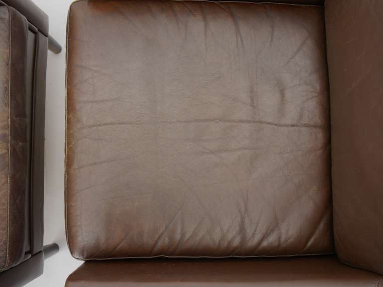 Pair Of Danish Lounge Chairs In Brown Leather In Good Condition For Sale In Hadley, MA