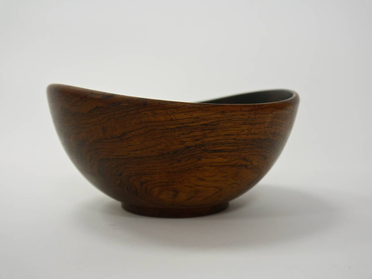 Pair of Turned Danish Rosewood Bowls For Sale 2