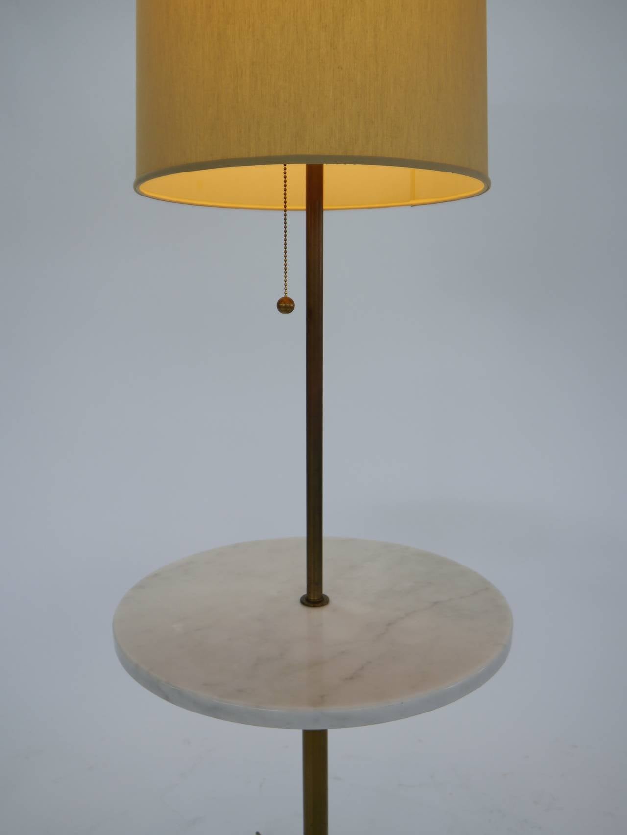 Mid-Century lamp in brass and marble by Laurel. Fine original condition.