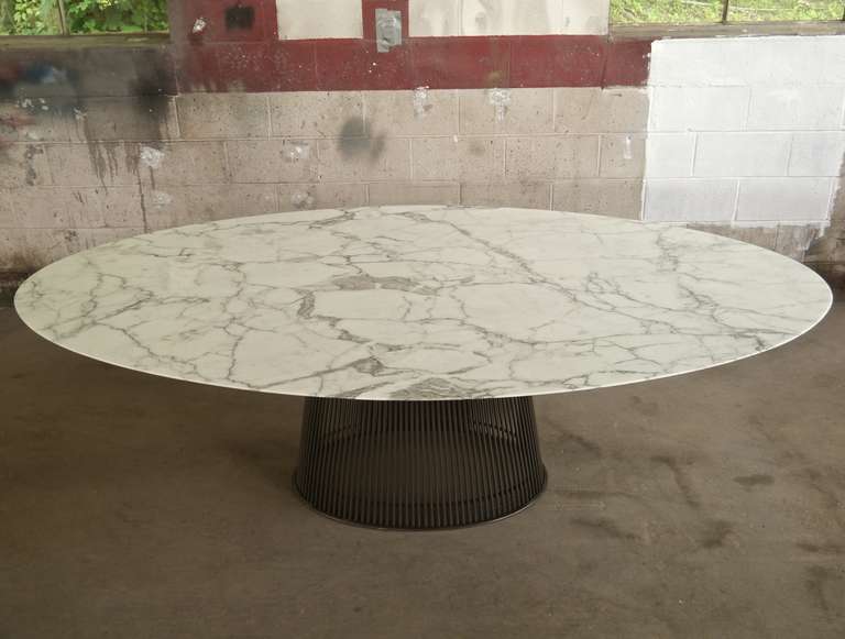 oval dining table marble