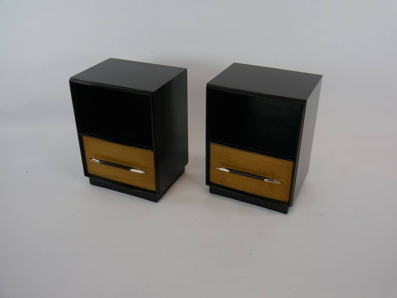 Mid-Century Modern Tulip Collection Nightstands by T.H. Robsjohn-Gibbings for Widdicomb