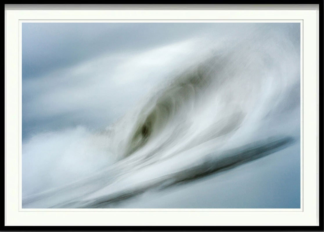 "In between 8" di Alessandro Puccinelli, 32x45 pollici, incorniciata