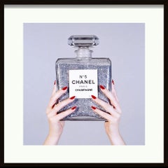 Les mains « Chanel Champagne »