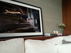 „Coming in Hot“ von David Drebin – Filmisch-figurative Fotografie