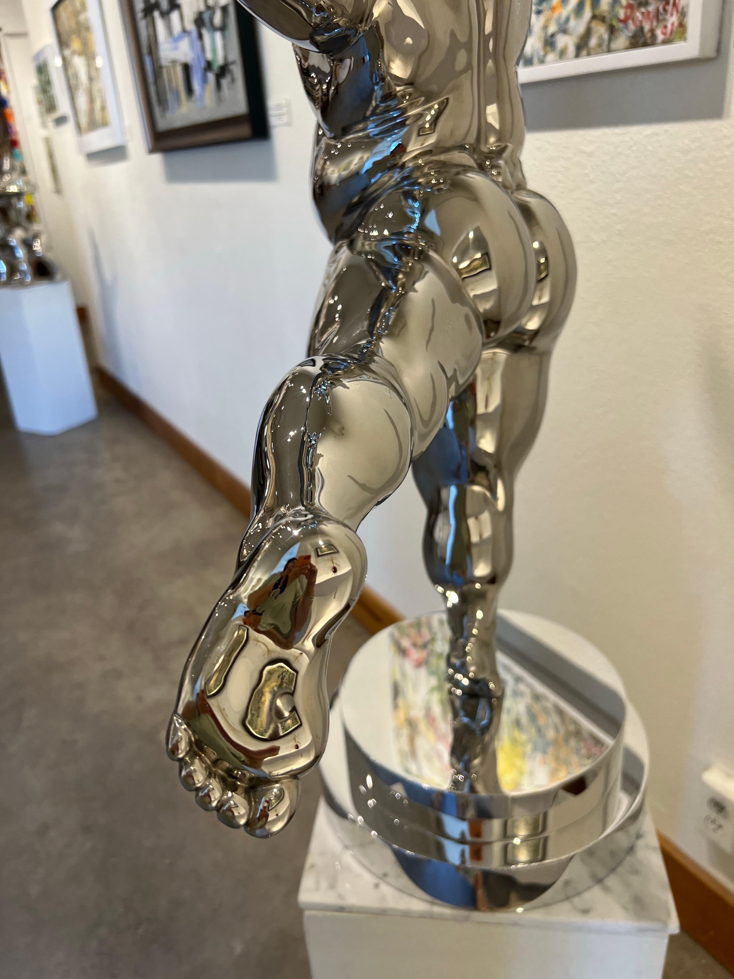 Contemporary sculpture of Celebration, Irina Daylene. For Sale 1