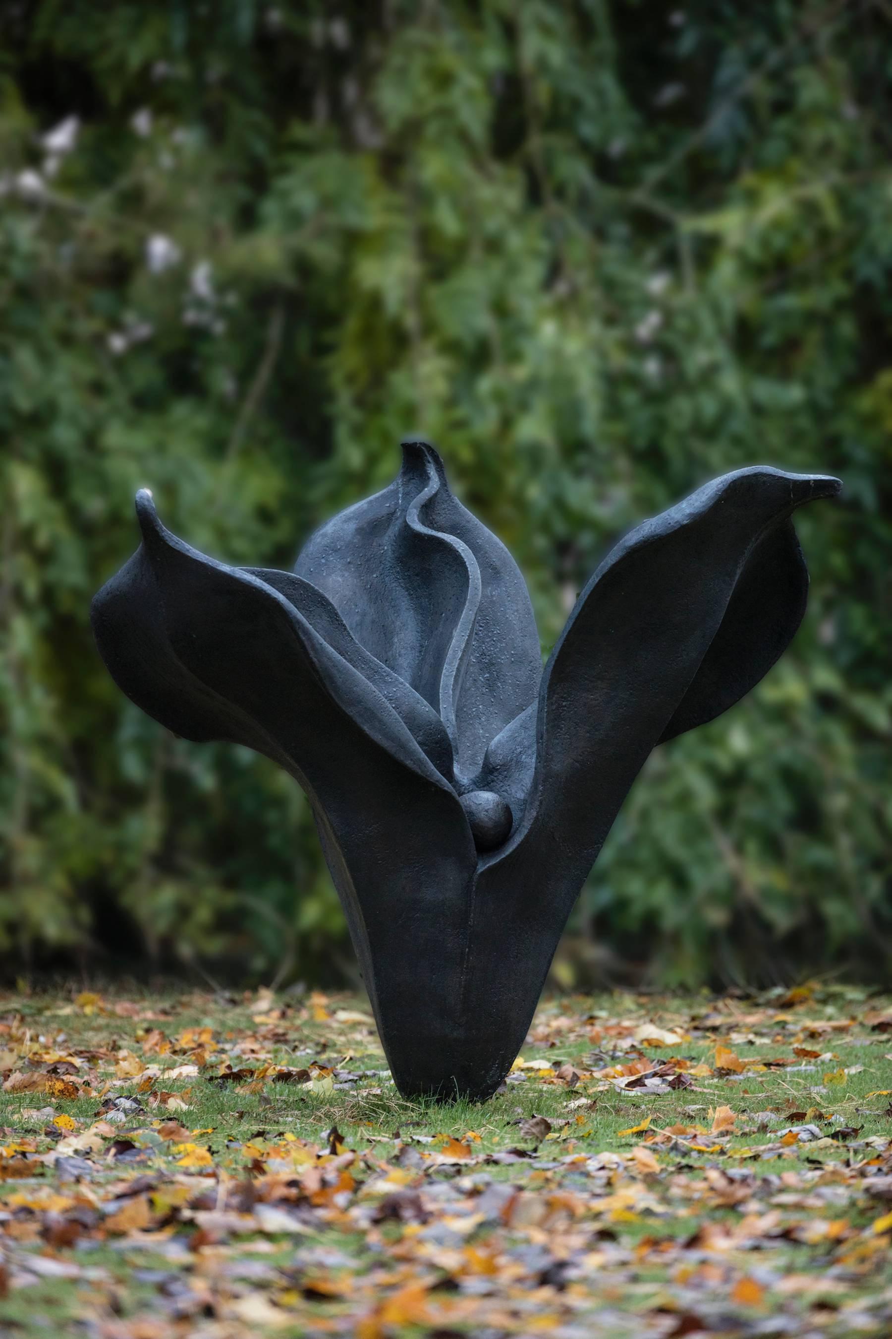 Anne Curry Still-Life Sculpture - La Promesse: Iris Foetida Seed Pod - monunental garden sculpture