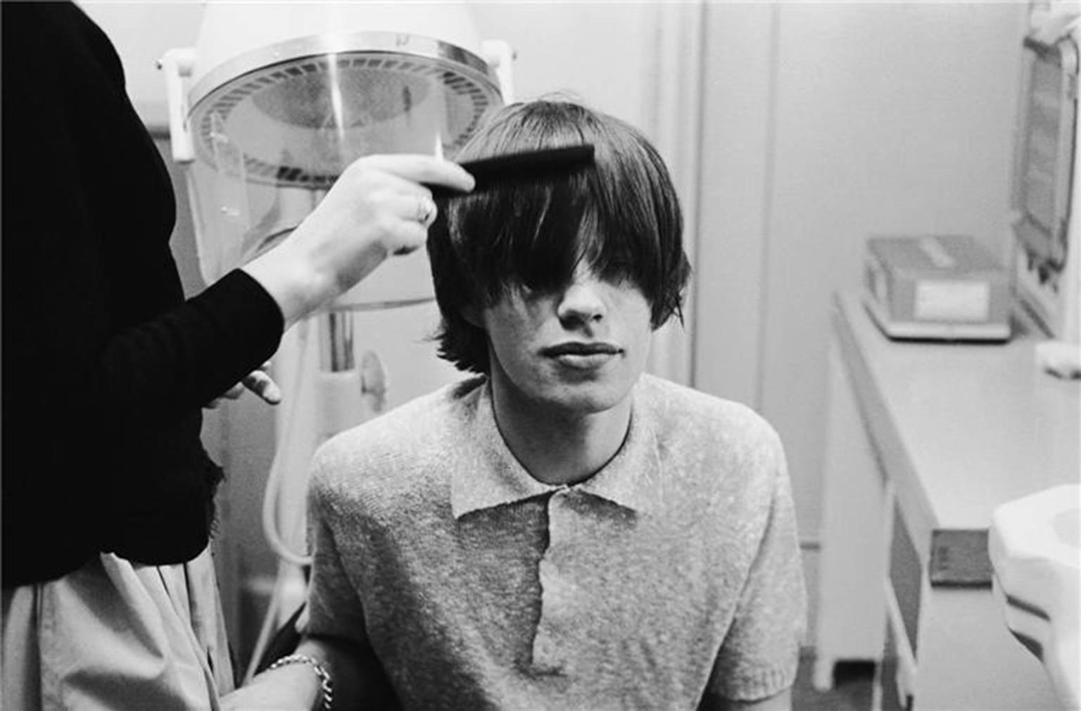 Terry O'Neill Black and White Photograph - Mick Jagger
