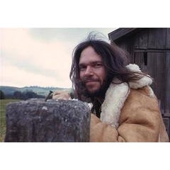 Neil Young Barn 1971 10