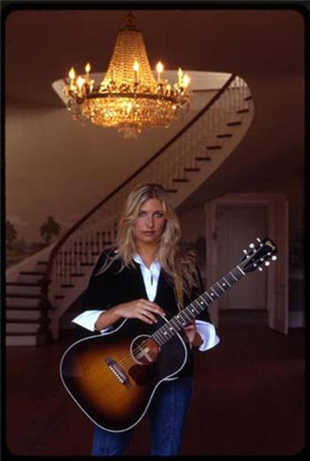 Henry Diltz Portrait Photograph - Holly Williams at her Grandfather, Hank Williams' Home